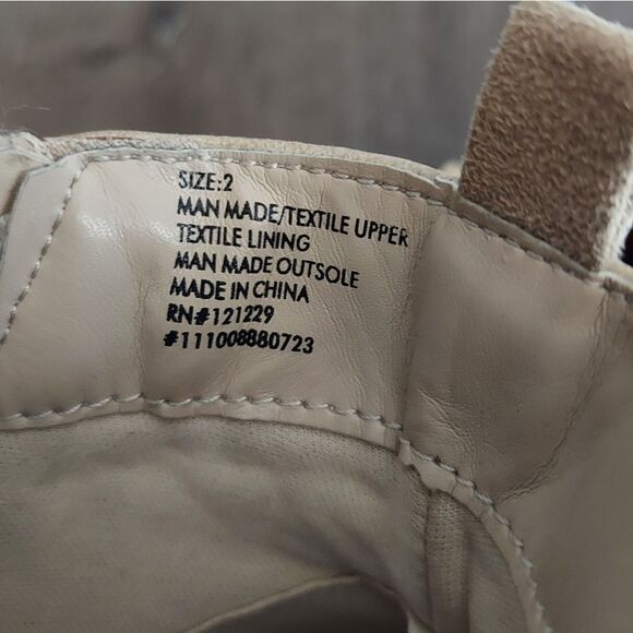 Girls Chelsea Casual Ankle Heeled Boots with Rhinestones and Flat Studs Size 2 - Picture 9 of 11